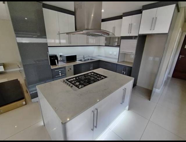 3 BEDROOM TOWNHOUSE FOR SALE IN IZINGA